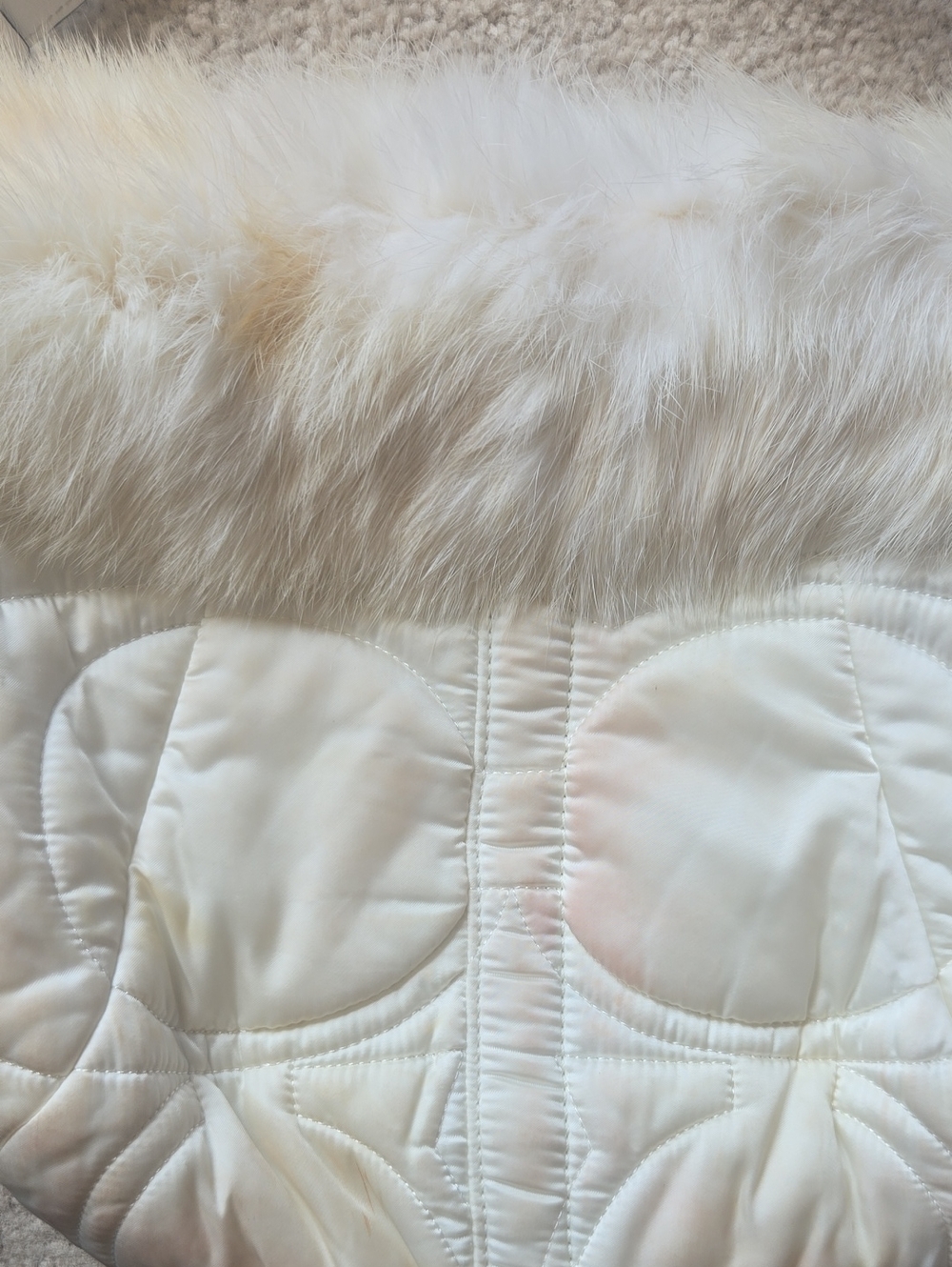 COACH Y2K Fur Quilted Shoulder Bag White Nylon Handbag - Picture 3 of 7